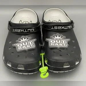 CROCS | Shoes | Crocs Outkast Classic Clog Blacksilver  display picture 2